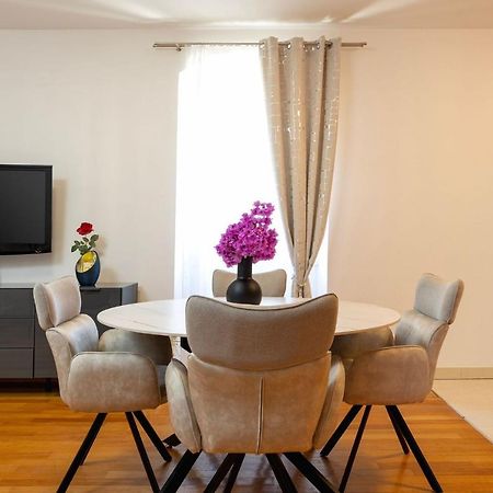 Apartman Klara Bacvice Split Buitenkant foto