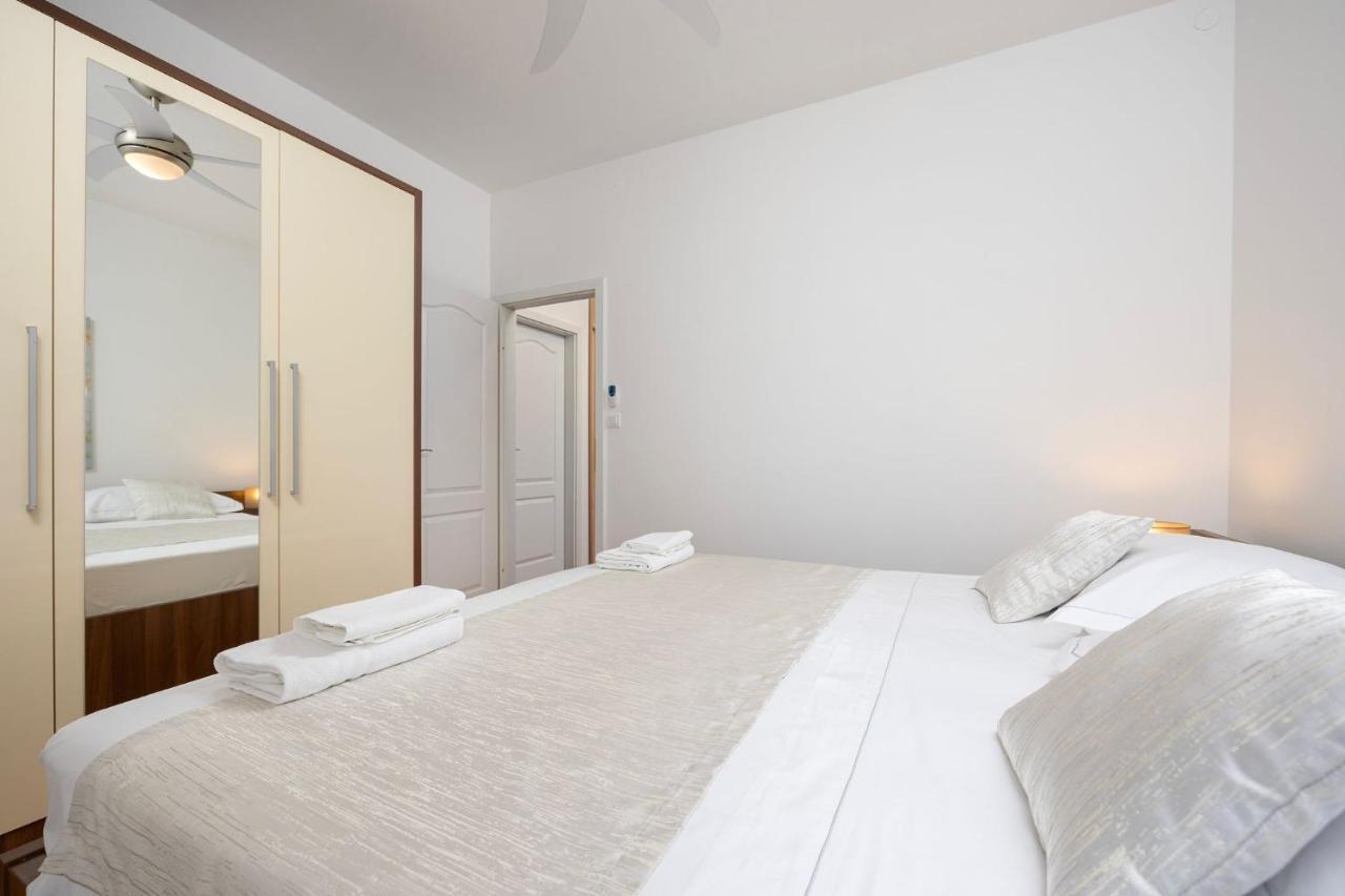 Apartman Klara Bacvice Split Buitenkant foto