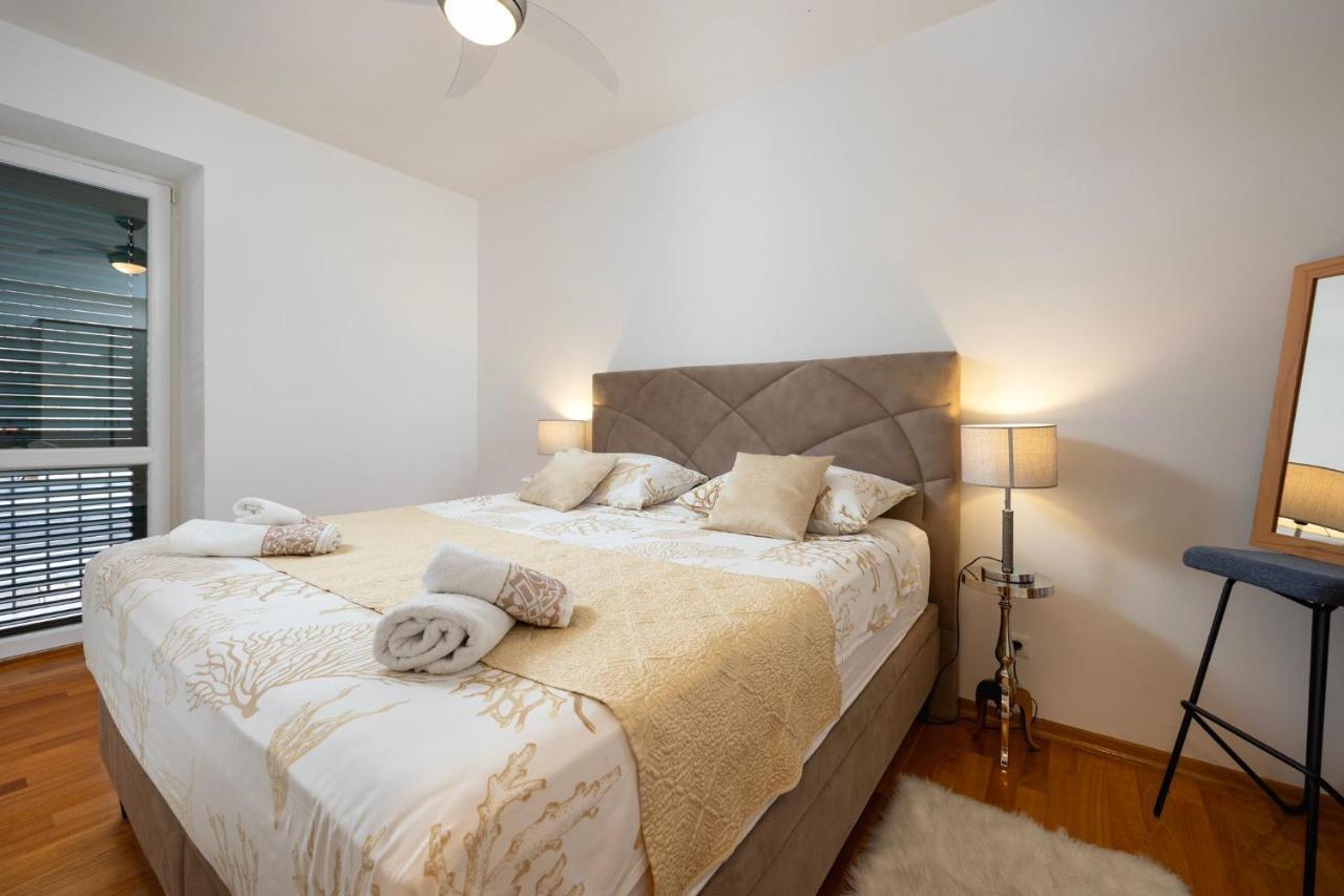 Apartman Klara Bacvice Split Buitenkant foto
